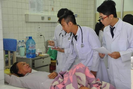 Sinh viên thực tập tại bệnh viên